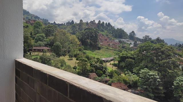Fotos de JARDINES DEL SUR ANTES DE LLEGAR A TABLAZA