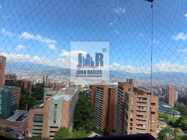 Fotos de EL POBLADO CERCA AL CENTRO COMERCIAL EL TESORO 