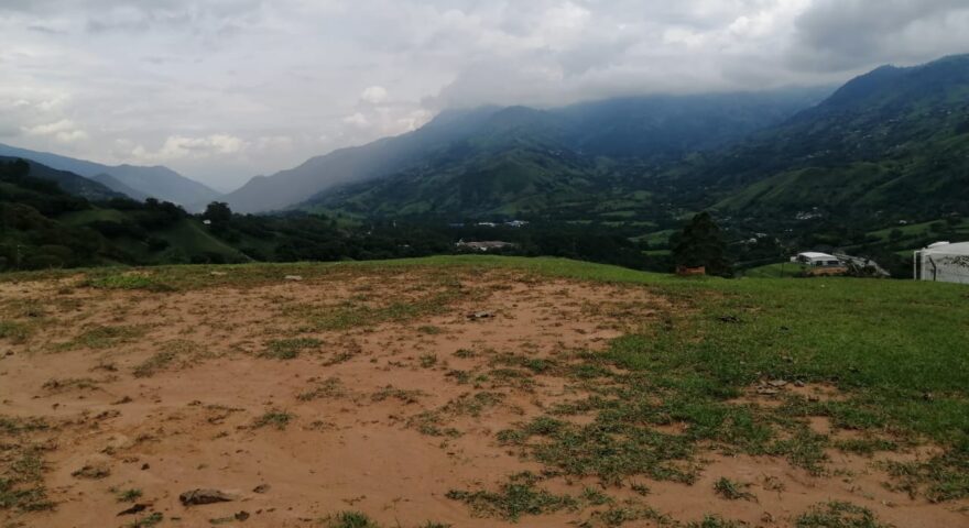 Fotos de BARBOSA VEREDA TAMBORSITO