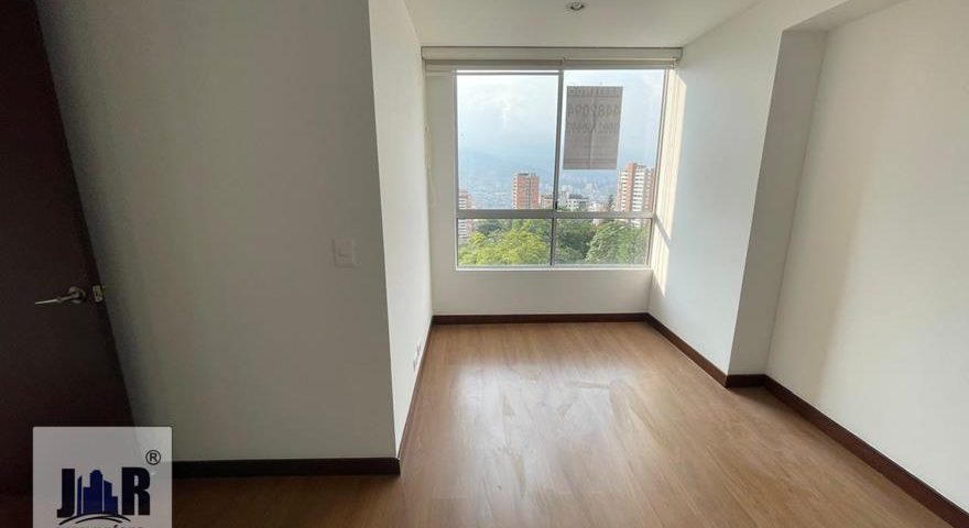 Fotos de ESMERALDAL 