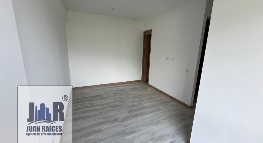 Fotos de POR LA ALDEA