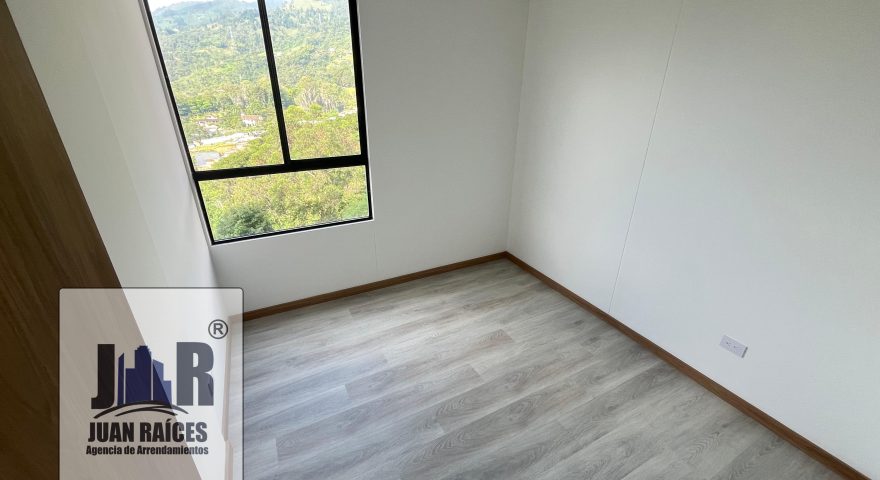 Fotos de POR LA ALDEA