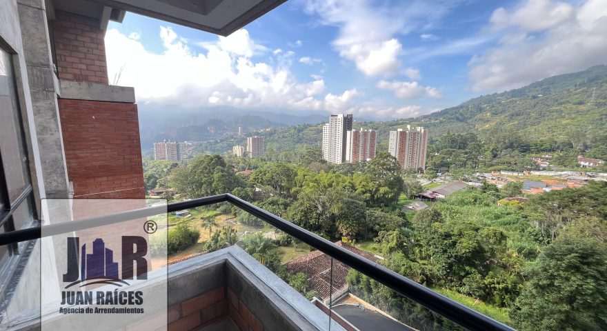 Fotos de POR LA ALDEA