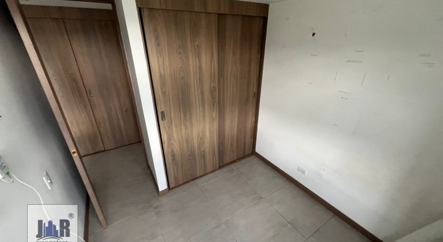 Fotos de VIA VIEJA EL PEDREGAL, CENTRO DE LA MODA