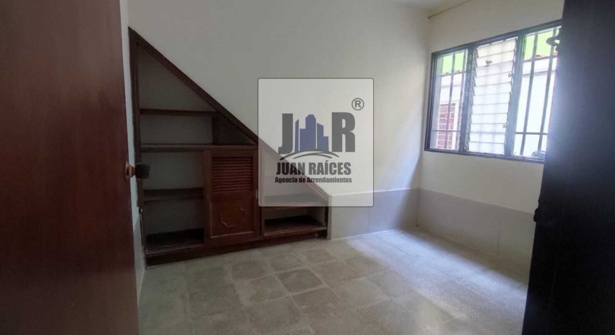 Fotos de LA DOCENA