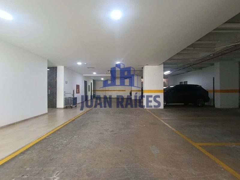 Parqueadero en Arriendo en LA PLANTA Cod 7018