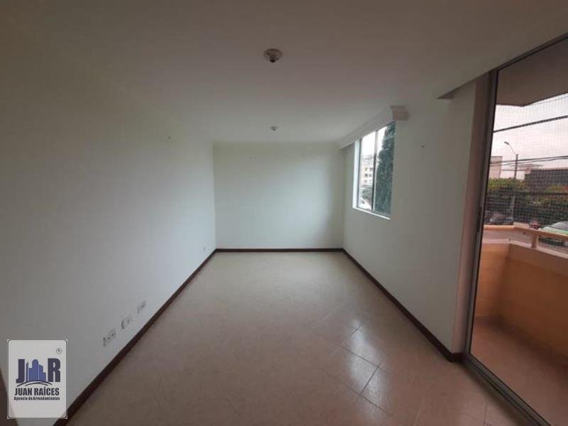 Apartamento en Arriendo en La Mina Cod 2669