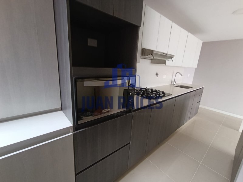 Apartamento en Arriendo en El Escobero Cod 7147