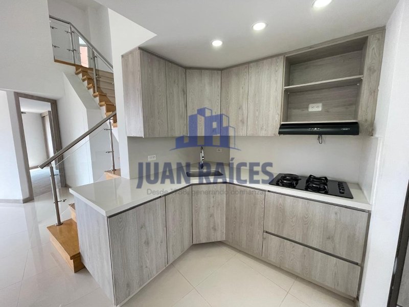 Apartamento en Arriendo en Zuñiga Cod 2161