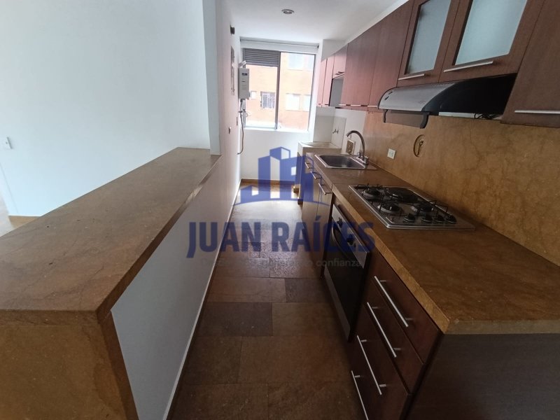 Apartamento en Arriendo en El Escobero Cod 1740